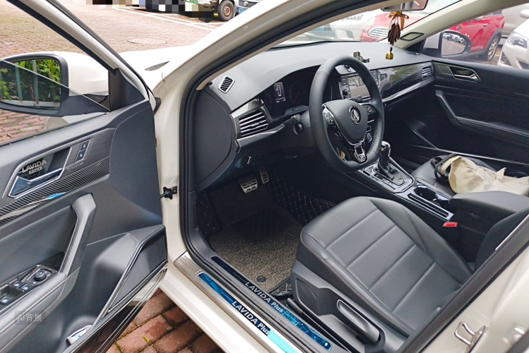 Volkswagen Lavida 2019 #18 Volkswagen Lavida 2019 car image #18