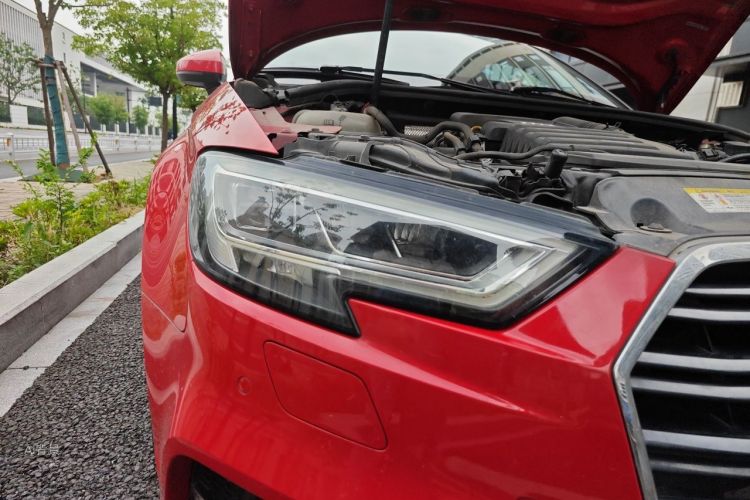 Audi A3 2019 immagine di auto #8
