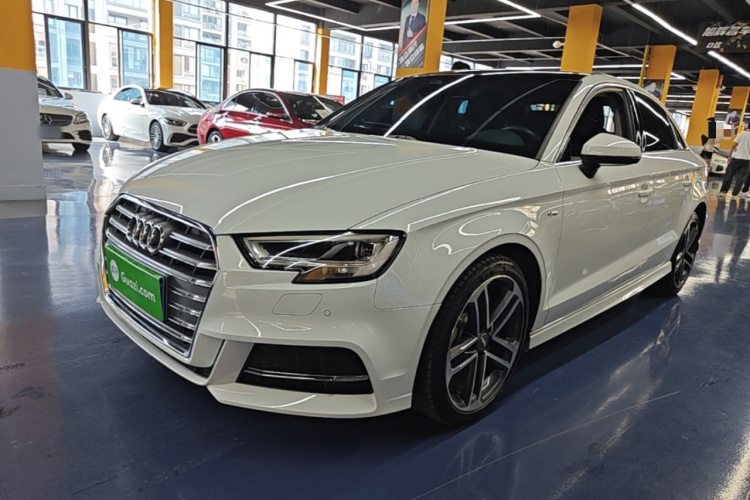 Audi A3 2020 car image #2