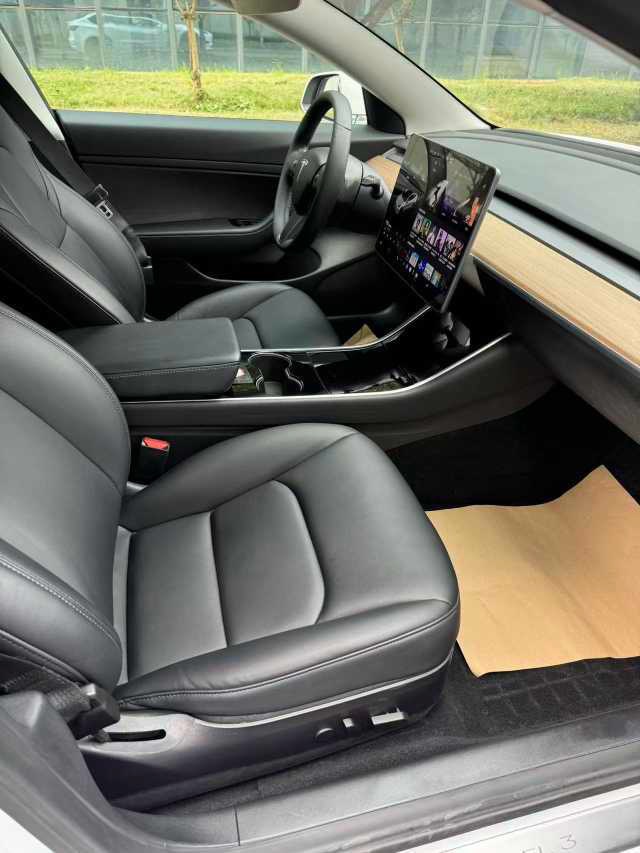 Tesla Model 3 (Imported) 2020 #9 Tesla Model 3 (Imported) 2020 immagine di auto #9