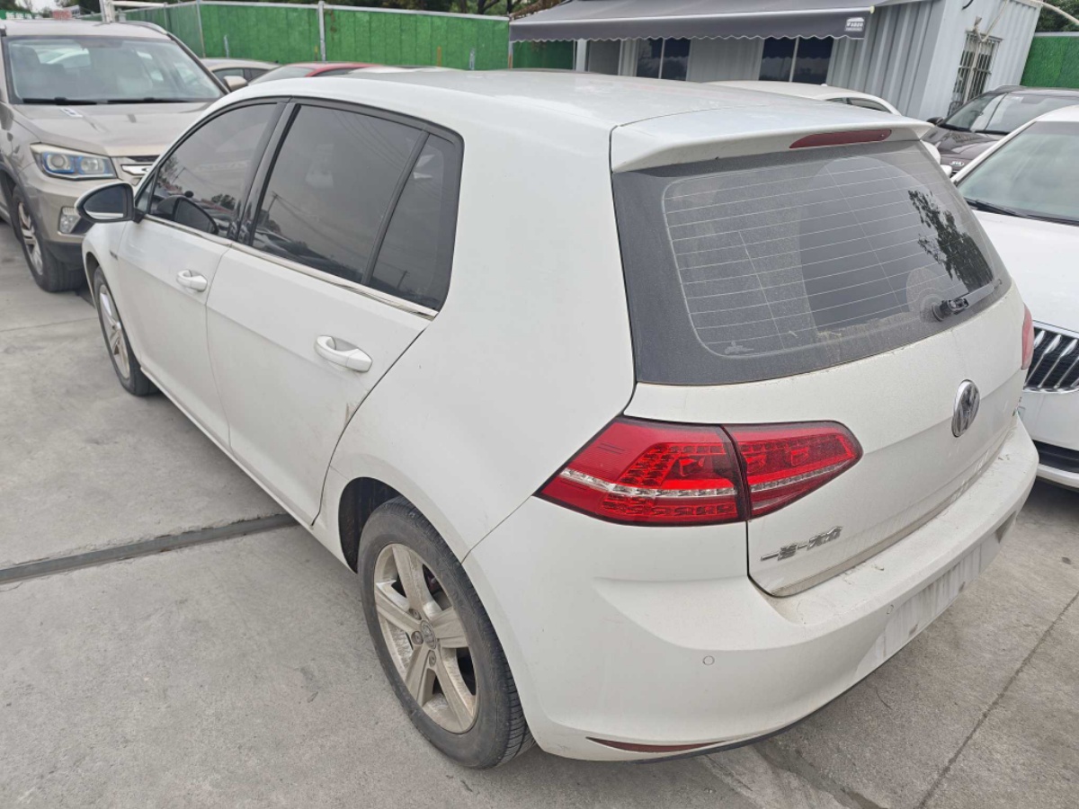 Volkswagen Golf 2015 immagine di auto #4