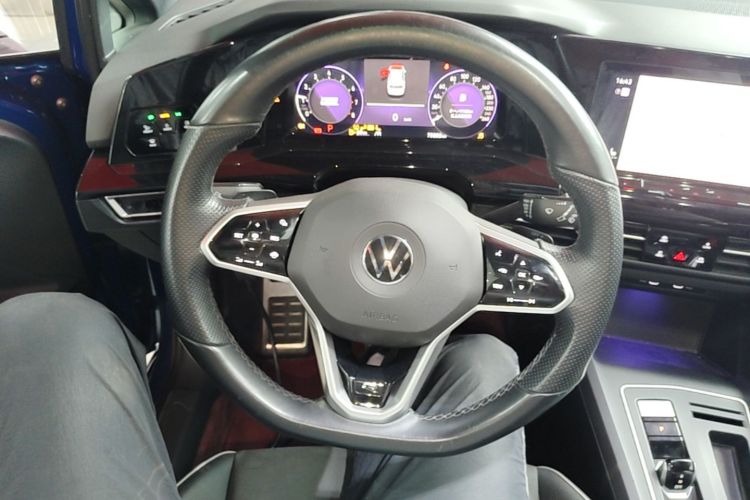 Volkswagen Golf 2020 #11 Volkswagen Golf 2020 car image #11