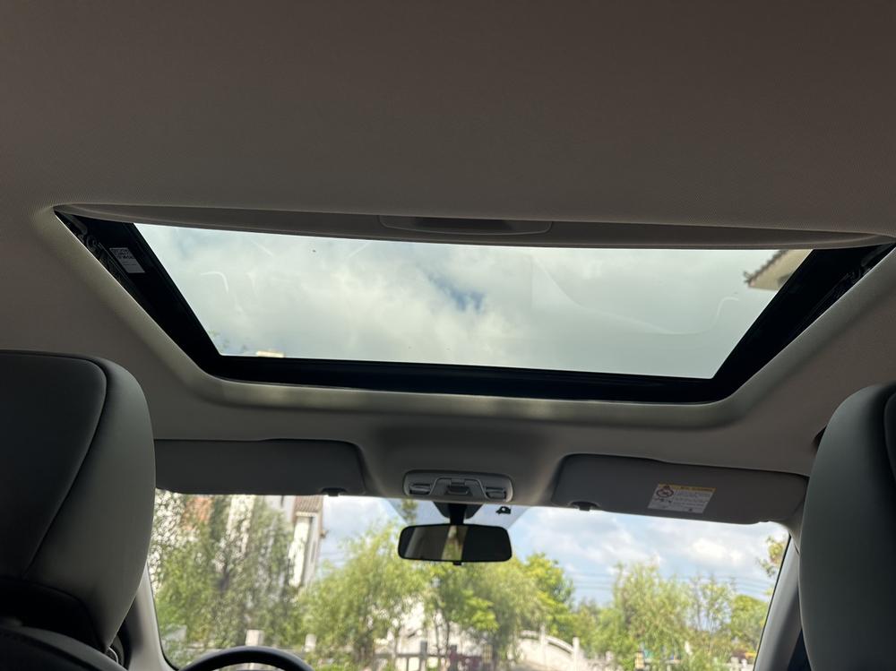 GEELY Coolray 2023 #16 GEELY Coolray 2023 car image #16