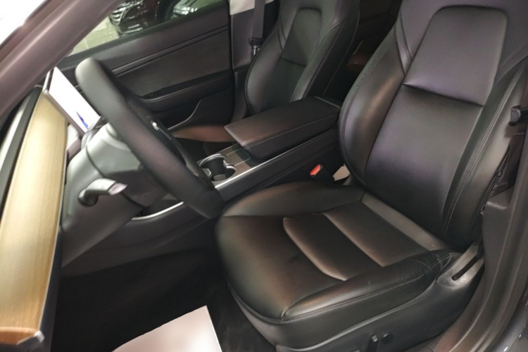 Tesla Model 3 2020 #19 Tesla Model 3 2020 car image #19
