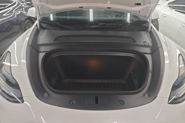 Tesla Model Y 2022 #20 Tesla Model Y 2022 car image #20