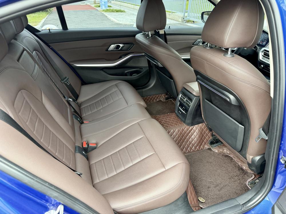 BMW 3 Series 2019 #12 BMW 3 Series 2019 car image #12