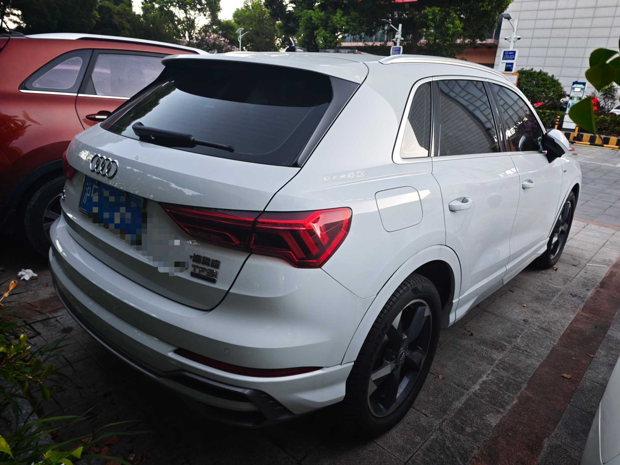 Audi Q3 2019 #7 Audi Q3 2019 car image #7