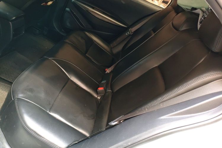 Toyota Corolla 2019 #10 Toyota Corolla 2019 car image #10