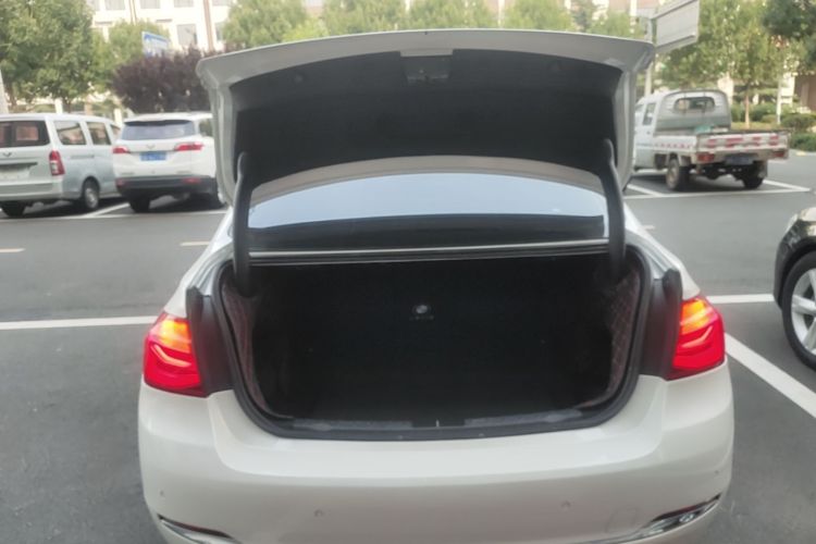 BMW 3 Series 2016 #19 BMW 3 Series 2016 car image #19