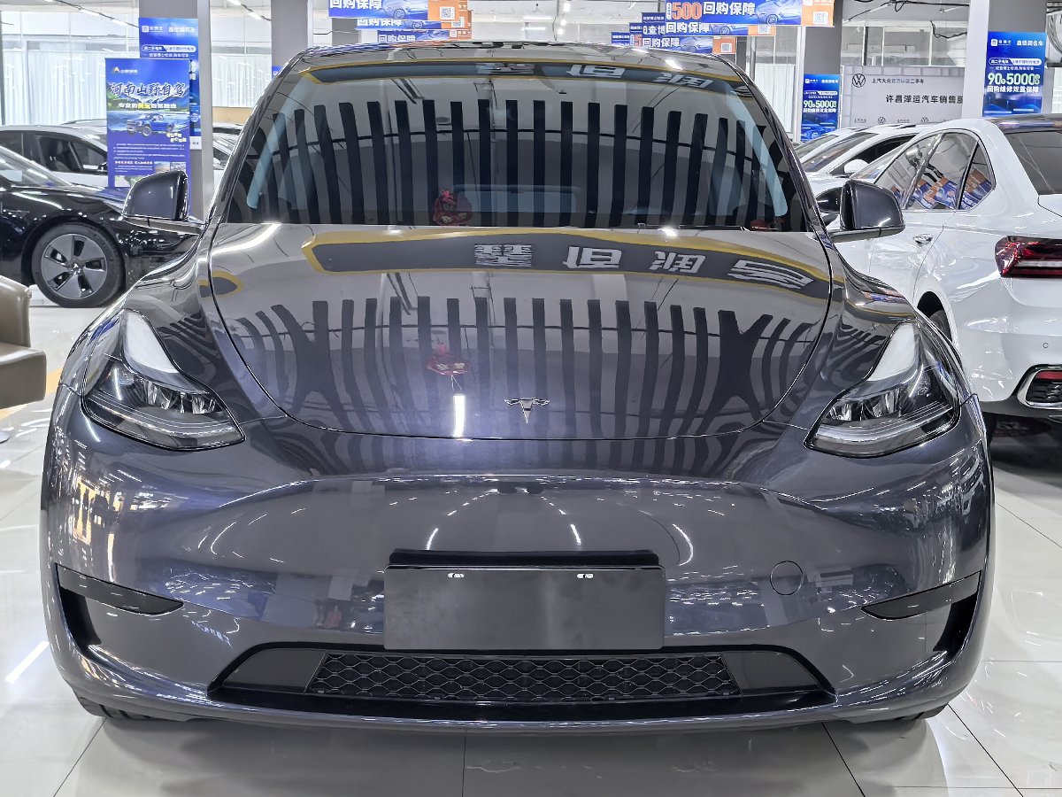 Tesla Model Y 2024 #2 Tesla Model Y 2024 car image #2