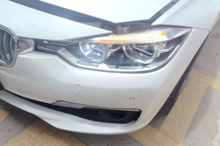 BMW 3 Series 2018 #23 BMW 3 Series 2018 car image #23