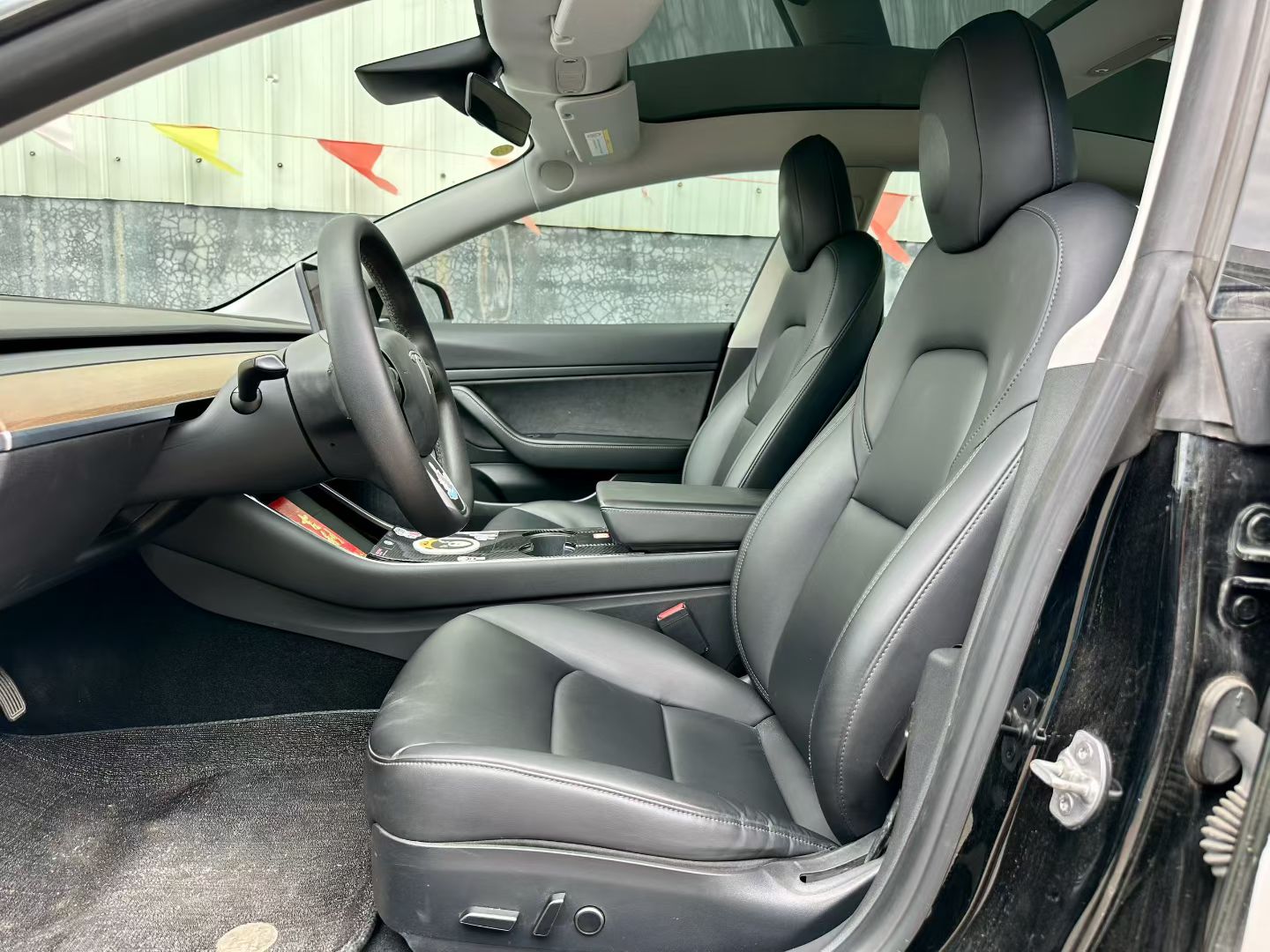 Tesla Model 3 2020 car image #8