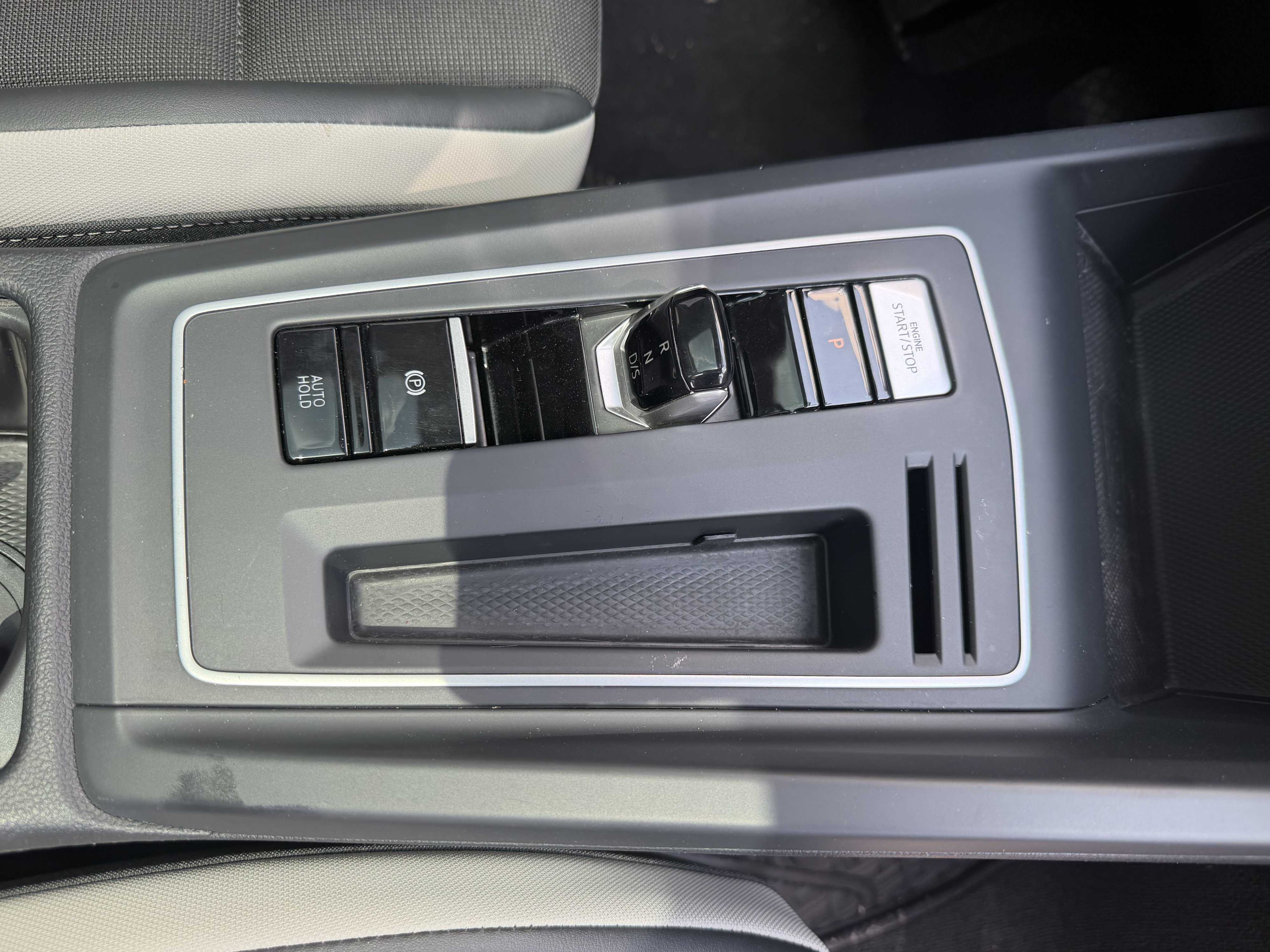 Volkswagen Golf 2022 car image #4