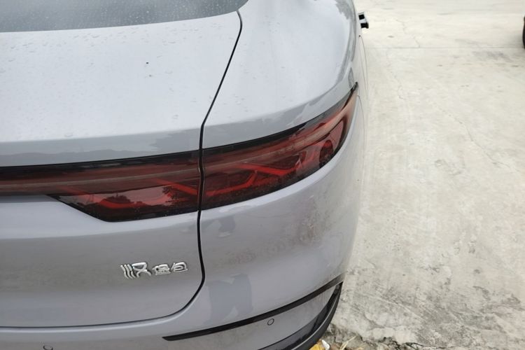 BYD Han 2024 car image #8