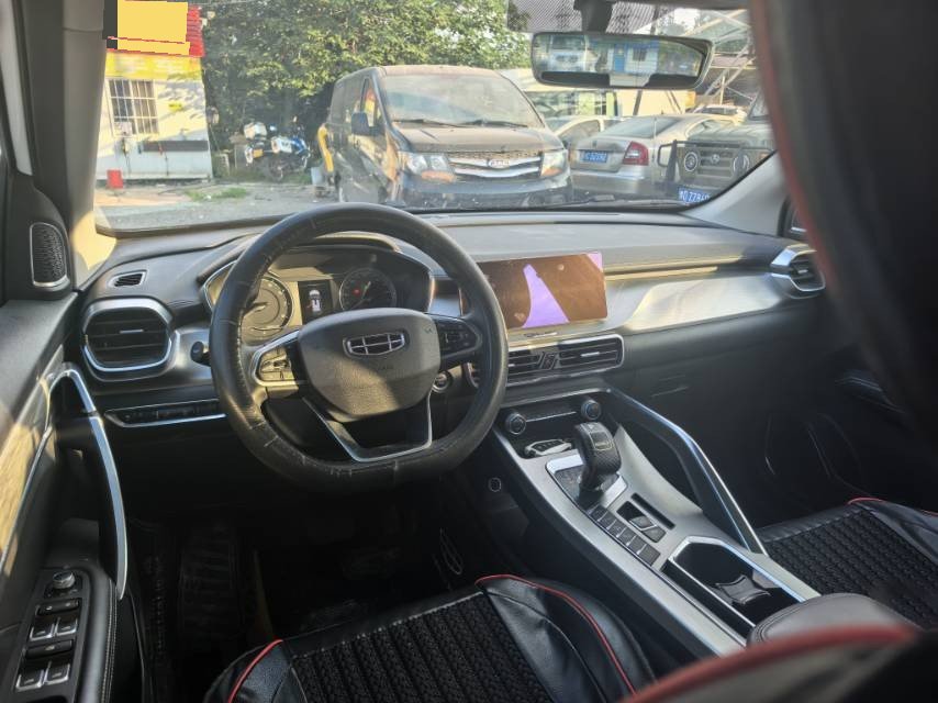 GEELY Coolray 2019 image de voiture #5