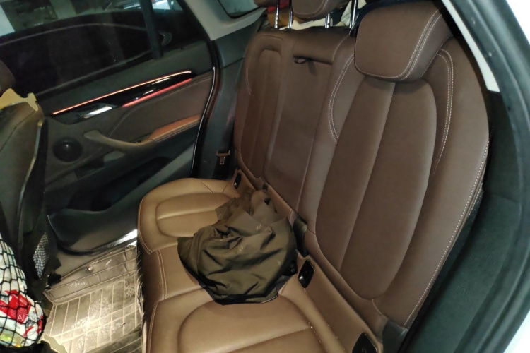 BMW X1 2020 car image #19
