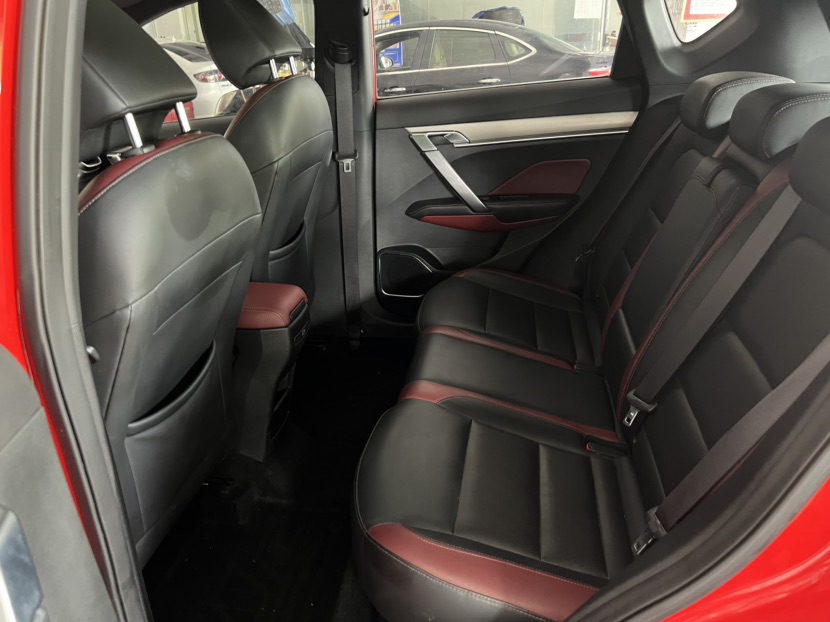 GEELY Coolray 2019 #6 GEELY Coolray 2019 car image #6