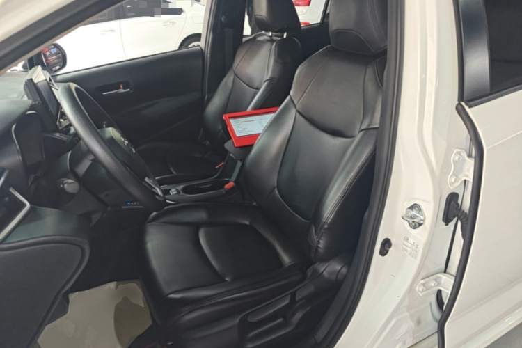 Toyota Corolla 2021 immagine di auto #19