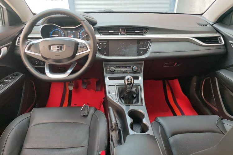 GEELY Emgrand 2019 изображение автомобиля #10