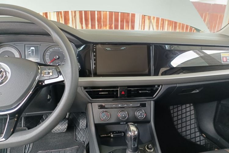Volkswagen Lavida 2020 car image #13