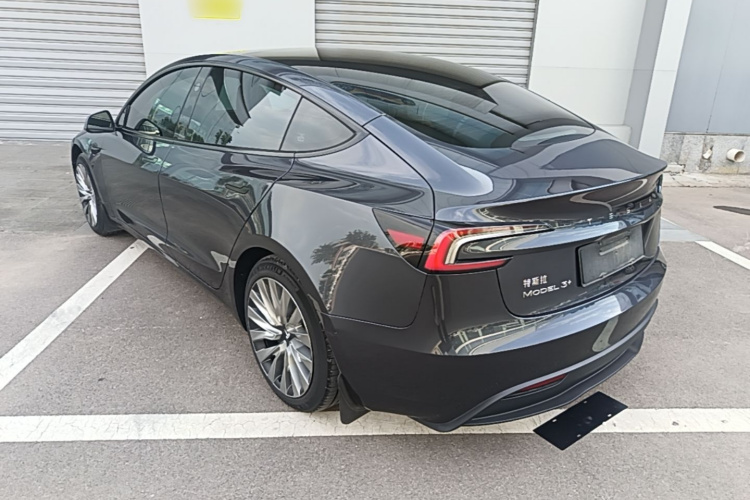 Tesla Model 3 2024 #7 Tesla Model 3 2024 car image #7