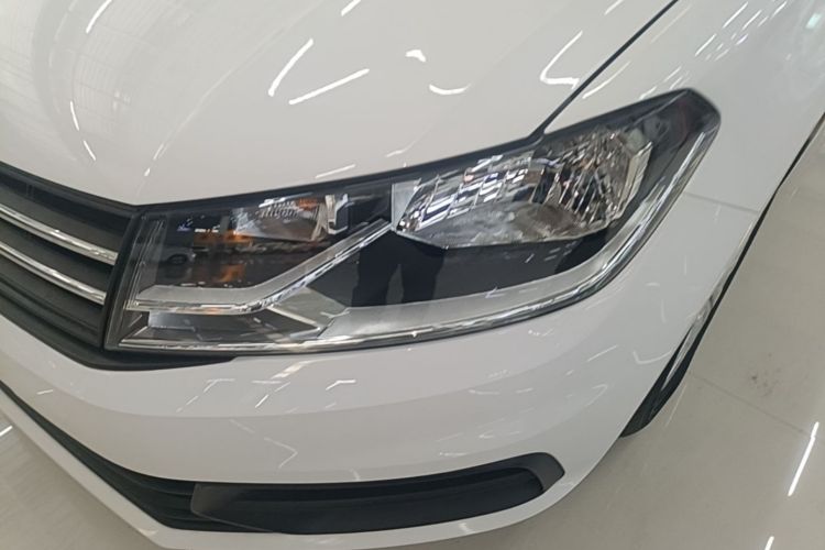 Volkswagen Santana 2019 #23 Volkswagen Santana 2019 car image #23