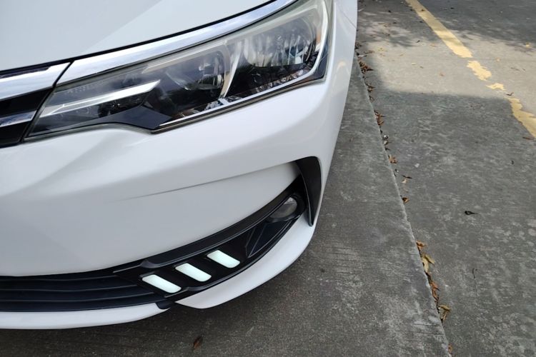Toyota Corolla 2017 #20 Toyota Corolla 2017 car image #20