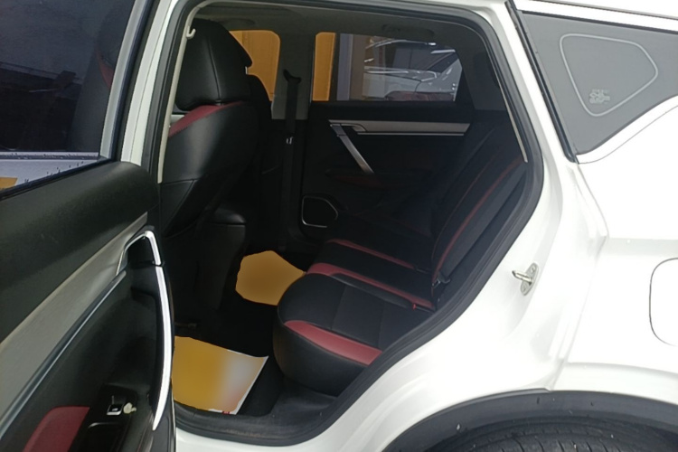 GEELY Coolray 2023 car image #13