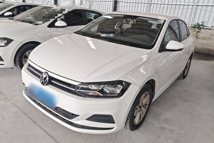 Volkswagen Polo 2023 car image #2