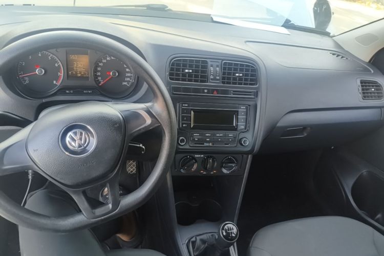 Volkswagen Polo 2016 #10 Volkswagen Polo 2016 car image #10