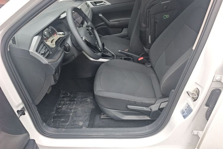 Volkswagen Polo 2021 immagine di auto #15