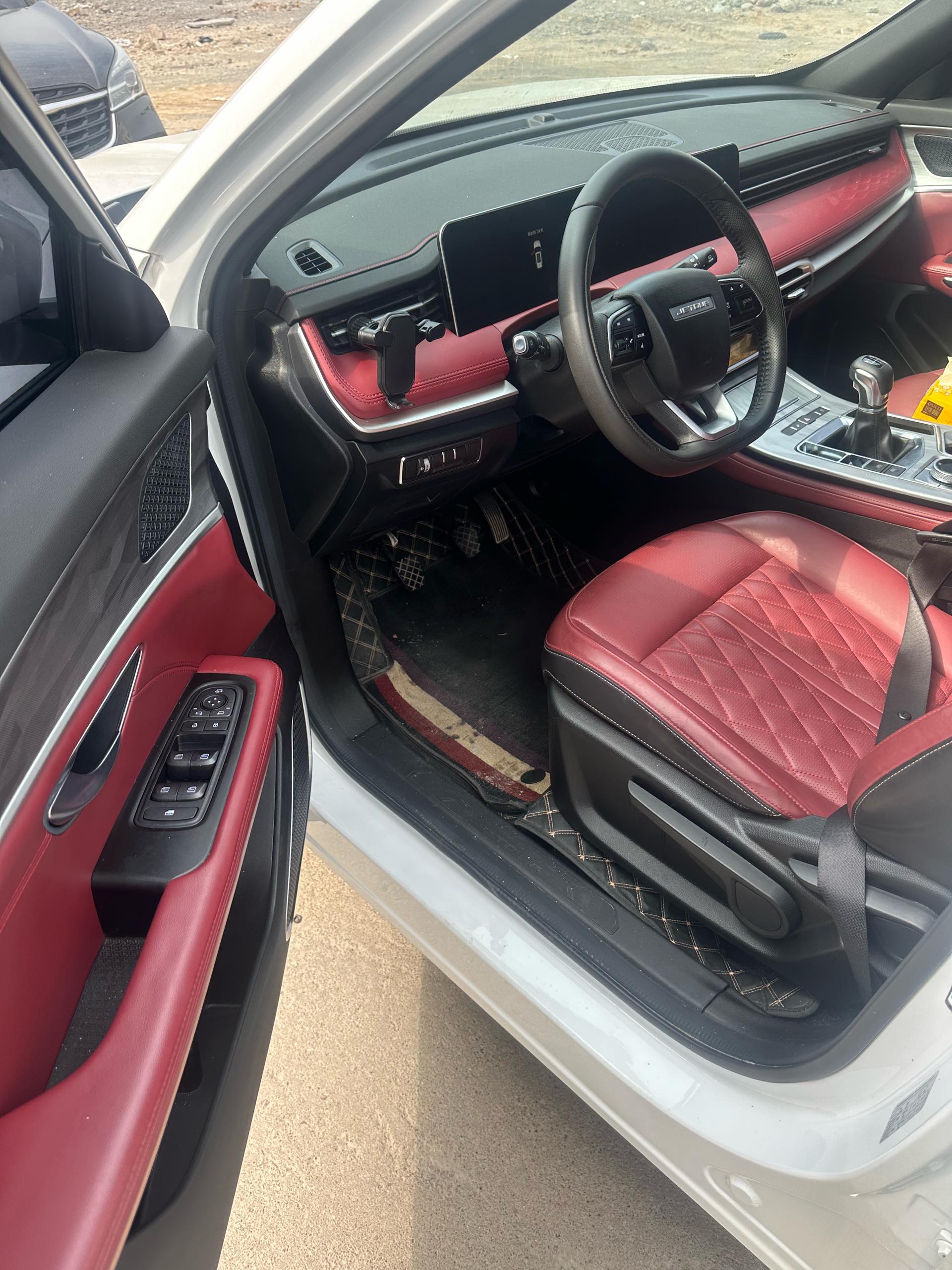 Jetour X70 PLUS 2023 изображение автомобиля #2