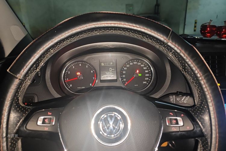 Volkswagen Polo 2014 #13 Volkswagen Polo 2014 car image #13