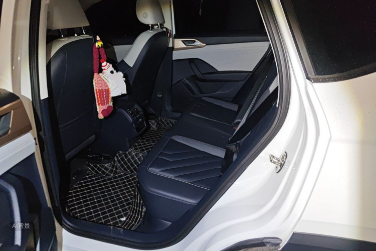 Volkswagen Tharu 2024 immagine di auto #19