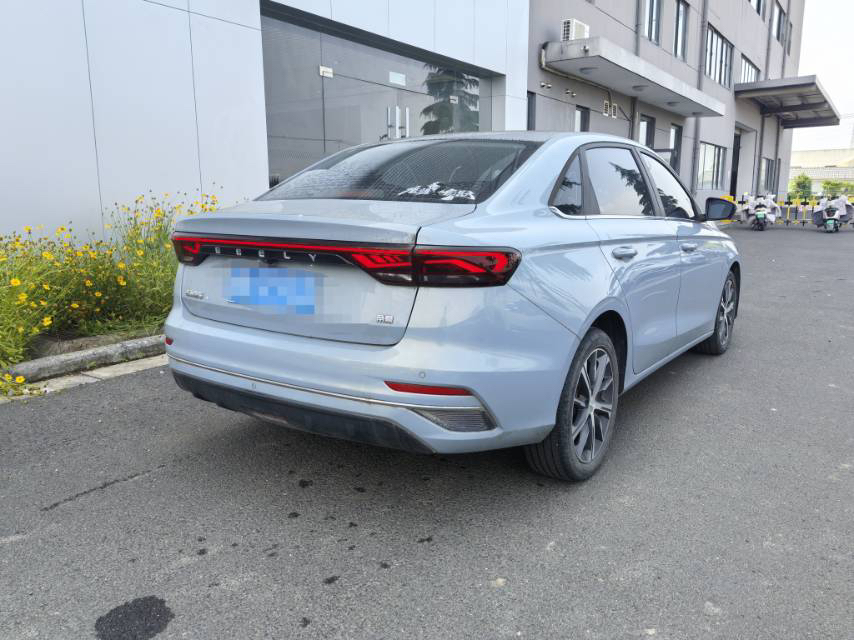 GEELY Emgrand 2023 image de voiture #8