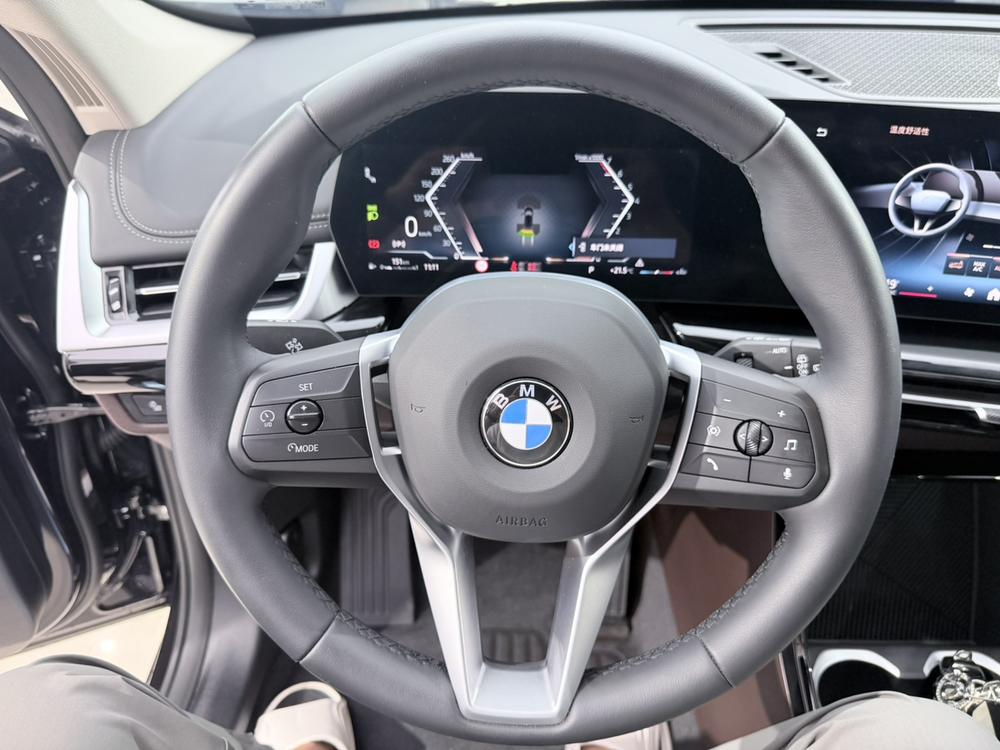 BMW X1 2023 car image #13