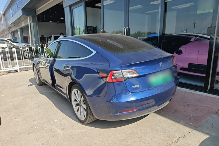 Tesla Model 3 2020 car image #5