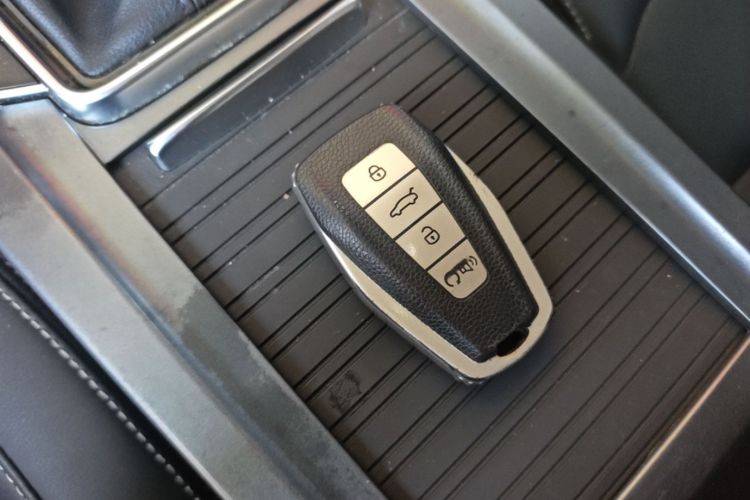 GEELY Emgrand 2020 #9 GEELY Emgrand 2020 car image #9