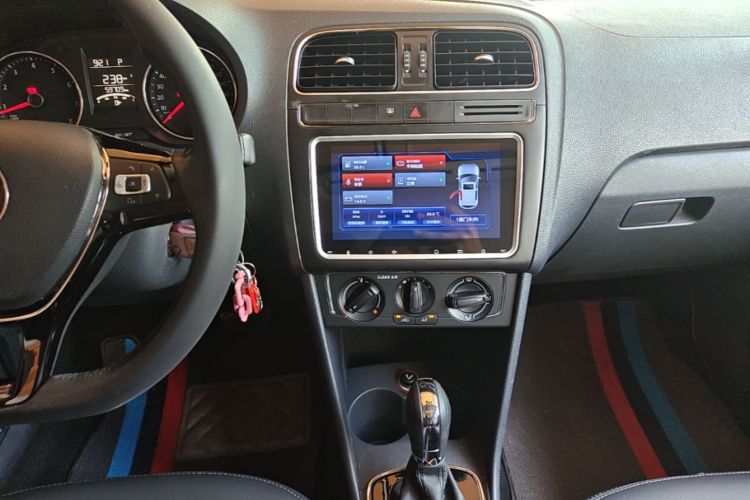 Volkswagen Polo 2017 #13 Volkswagen Polo 2017 car image #13