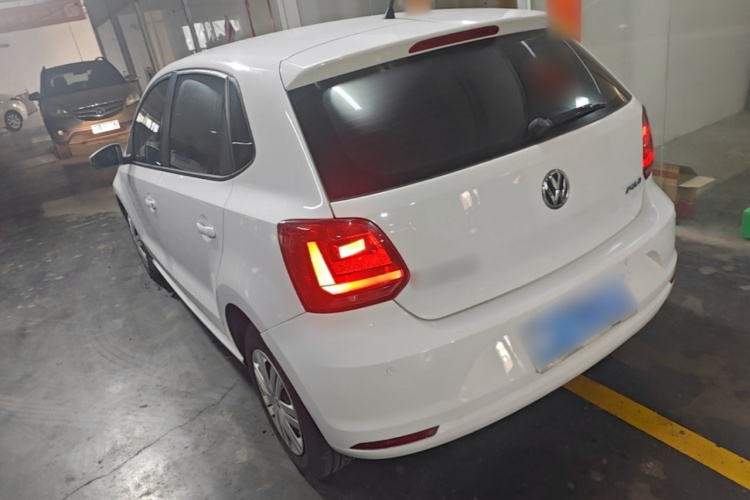 Volkswagen Polo 2015 #5 Volkswagen Polo 2015 car image #5
