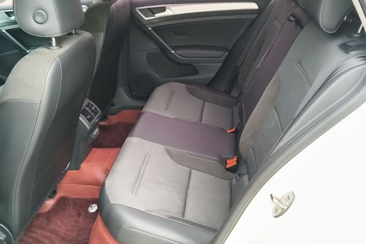 Volkswagen Golf 2019 #13 Volkswagen Golf 2019 صورة سيارة #13