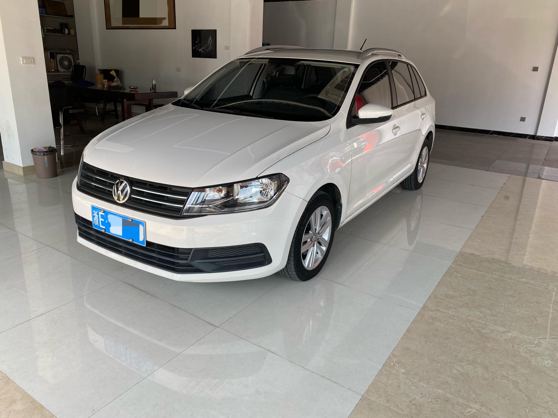 Volkswagen Santana 2017 image de voiture 