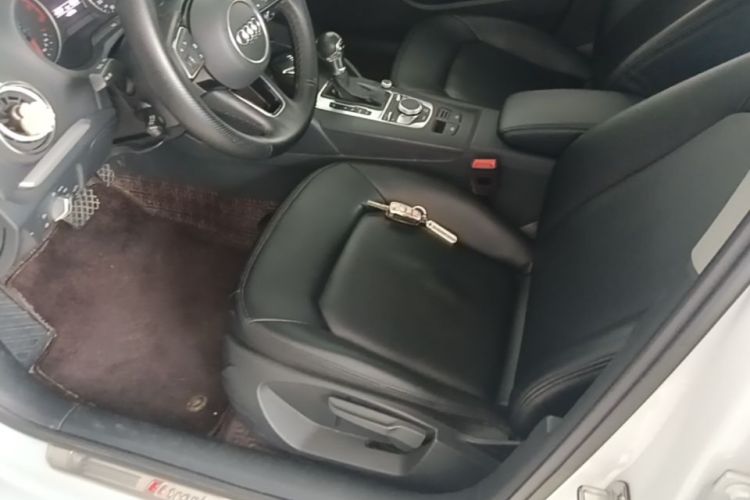 Audi A3 2021 immagine di auto #15