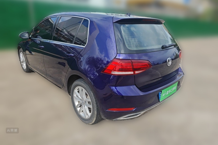 Volkswagen Golf 2018 car image #5