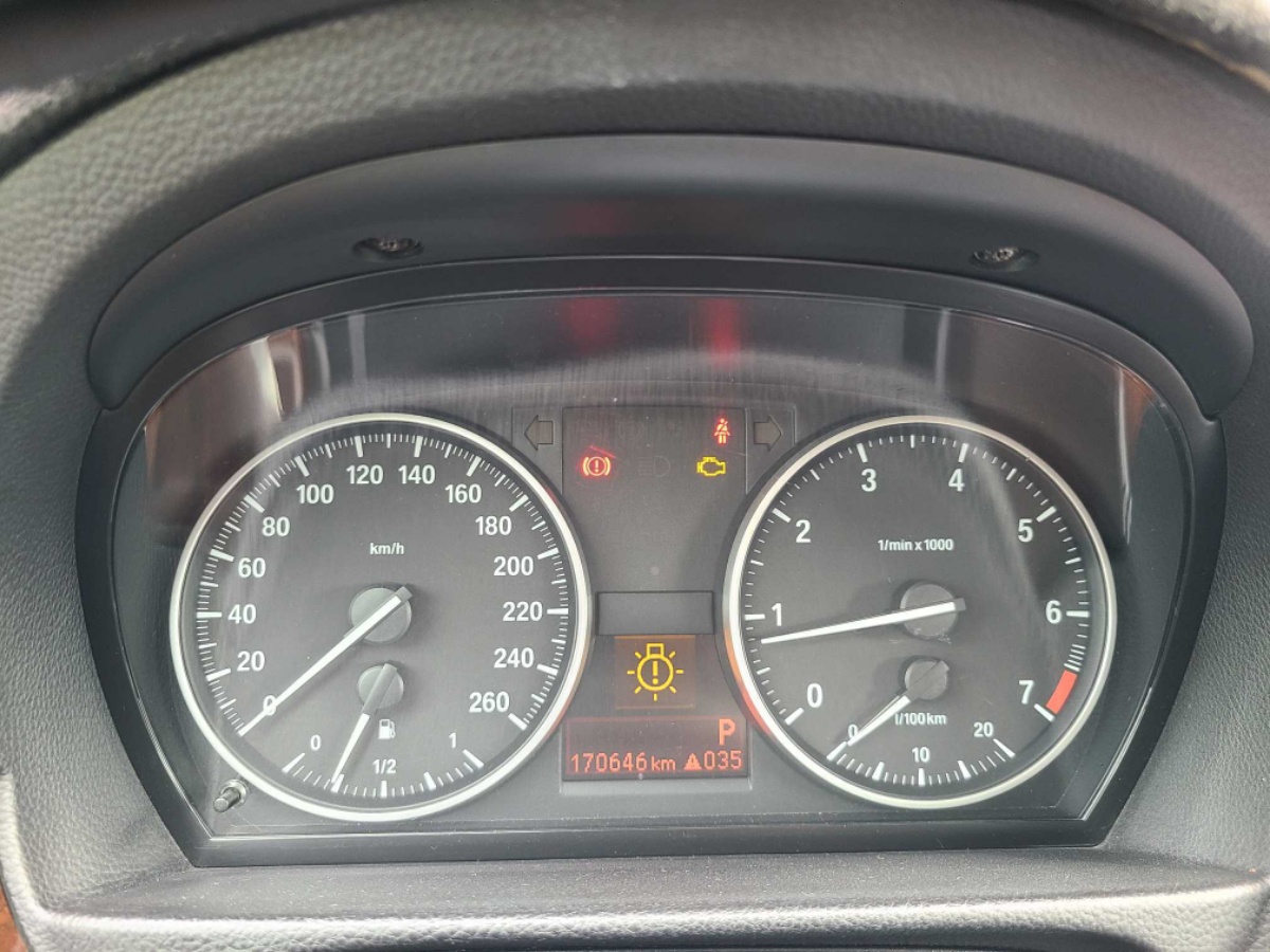 BMW 3 Series 2011 #6 BMW 3 Series 2011 immagine di auto #6