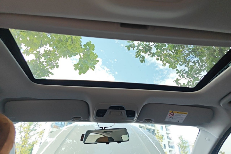 GEELY Emgrand 2020 #7 GEELY Emgrand 2020 car image #7