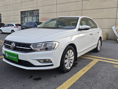 Volkswagen Bora 2016 car image 