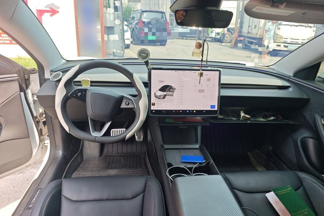 Tesla Model 3 2025 #21 Tesla Model 3 2025 car image #21