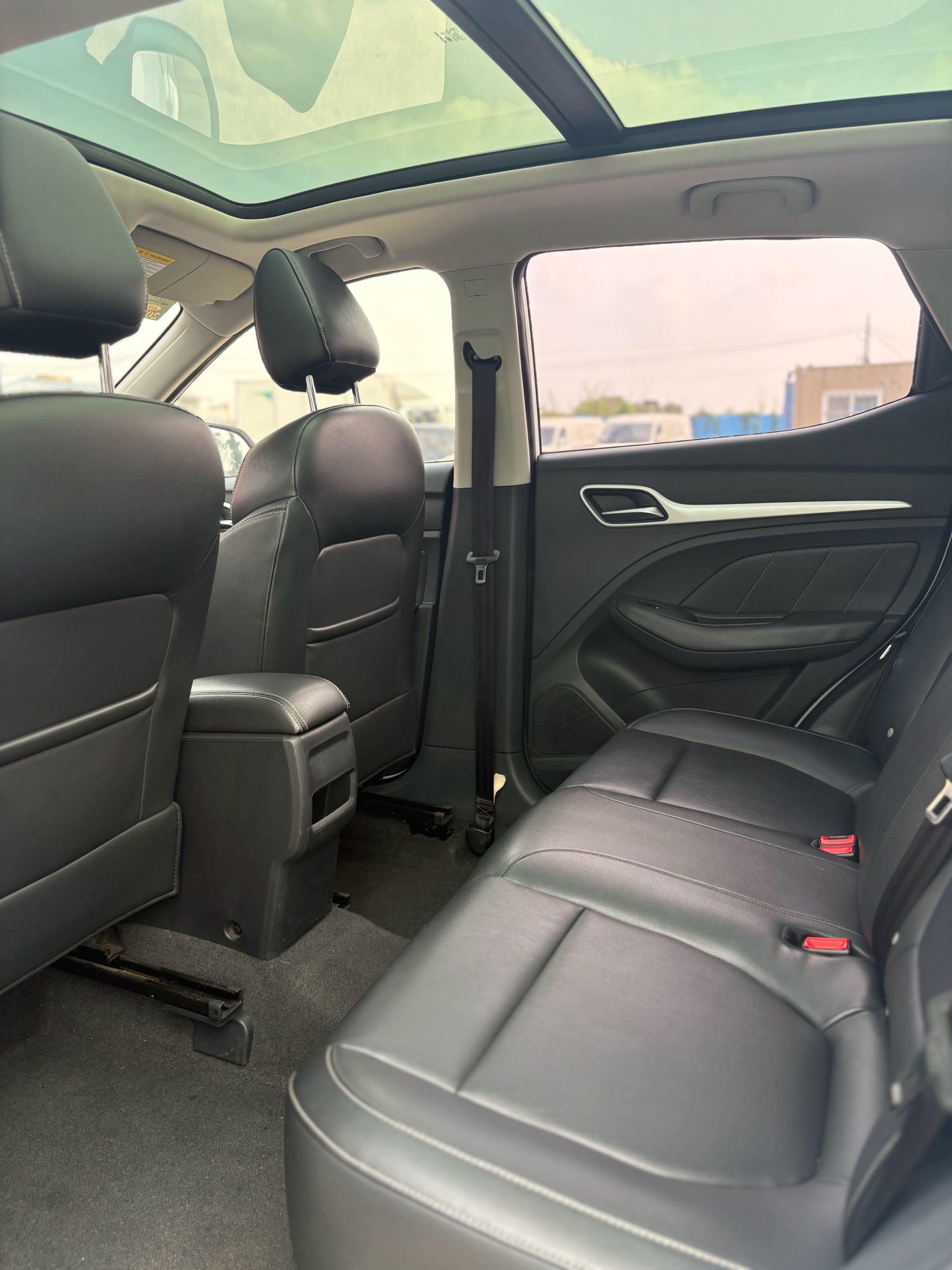 MG ZS 2017 car image #6
