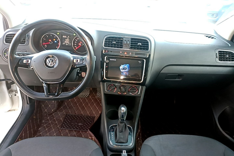 Volkswagen Polo 2019 #11 Volkswagen Polo 2019 изображение автомобиля #11
